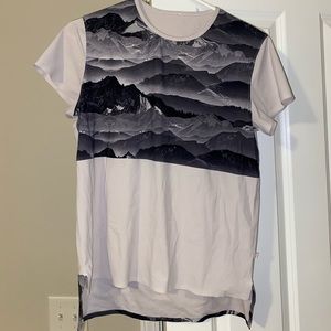 Lululemon Mountain Tee